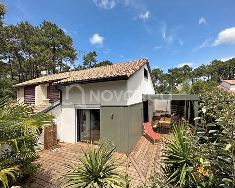 At Novarea, you can enjoy the tranquillity of the 'Patio Villas' by the water! In a green environment, come and discover this fully renovated 3-room patio villa with a living area of 70 m2. In the heart of the Landes forest, you will have absolute co...