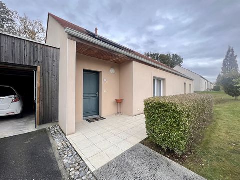 OCCUPIED LIFE Annuity House with the right to use and live in the property for life for the benefit of a 79-year-old woman. In the heart of the Gâtinais Natural Park and 45 minutes from Paris with easy access to the A6, enjoy an exceptional quality o...