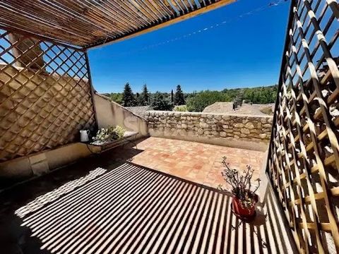Ref 436 NCH In the heart of a village in Drôme provençale, very close from the village of Grignan,authentic,spacious and elegant village house of approximately 350 m2 on a charming garden enclosed by old walls of 480m2 . Renovated 12 years ago ,this ...
