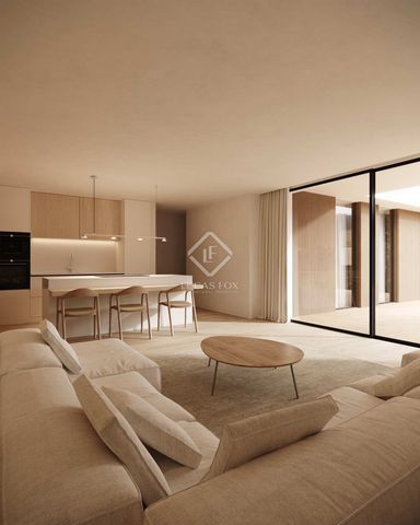 Experience the pinnacle of coastal luxury living at the new development project of nine meticulously crafted apartments located just a few steps away from the shores of La Fosca cove in Palamós. Nestled within a secure gated community, these design-d...