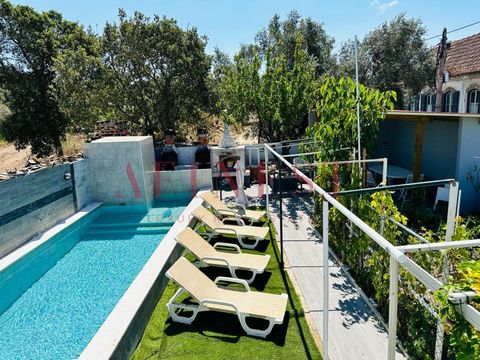 ARE YOU LOOKING FOR A DETACHED VILLA WITH SWIMMING POOL and SAUNA? Detached house T3 with land of 531m2 in Rio de Mouro with AC, good outdoor space and close to all kinds of commerce. EXTERIOR: Swimming pool Terrace Garden Barbecue Area Porch Living ...