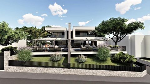 Modern design villa with swimming pool and panoramic sea views just 200 meters rom the sea. This exclusive property has a total area of 194 m2, located on two floors with a landscaped garden of 120 m2. The ground floor has a living room with kitchen ...