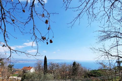 Lovran, Oprić, building land surface area 718 m2 for sale, with sea view, in a quiet location. Access road, all infrastructure at the entrance on the land.