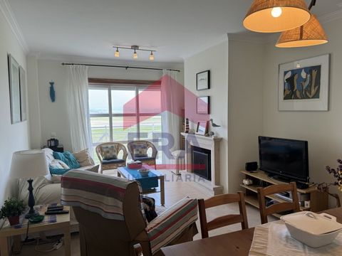 2 Bedroom apartment in Baleal - Peniche. Furnished and equipped. Excellent areas and finishes. Living room with fireplace. Central Heating. Two balconies. Beach front. With sea view. *The information provided is for information purposes only, not bin...