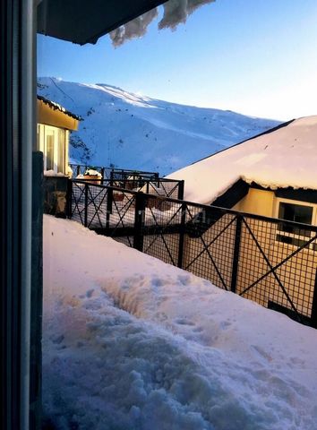 NICE FLAT FOR SALE IN THE SKI RESORT OF SIERRA NEVADA OF ONE BEDROOM WITH LARGE TERRACE AND POSSIBILITY OF GETTING ANOTHER BEDROOM MORE AS OTHER NEIGHBOURS HAVE ALREADY DONE, IT HAS A GARAGE AND STORAGE ROOM AND ALSO A HEATED SWIMMING POOL. IT IS IN ...