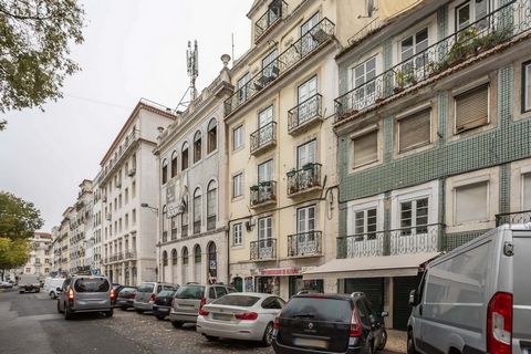 Living in Alfama, Lisbon, is a truly unique and special experience, immersed in a charming atmosphere that captivates residents and visitors alike. This picturesque parish, rooted in history and tradition, offers a lifestyle that reflects the authent...