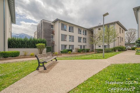 Dpt Isère (38), à vendre SAINT ISMIER appartement T2 de 43,65 m² - Plain pied