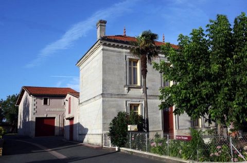 Located in the north of Bordeaux, I offer you this charming property. It consists of a mansion with a view of the Dordogne, professional buildings allowing the elaboration of your wine, its ageing, and its storage. You will cultivate about 10 hectare...