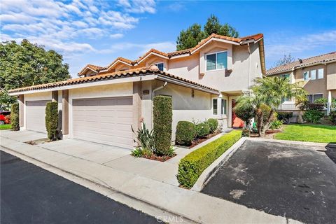 Model Perfect, No Mello-Roos, Gated community, Elegantly Upgraded corner Unit ! Within the gated community of village Niguel Gardens, this beautiful and spacious home features a Main floor bedroom/office (Office was converted to the bedroom), 3 full ...