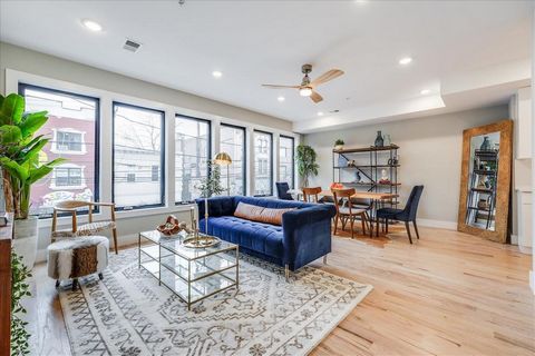 Find the ultimate contemporary urban living in the vibrant Heights neighborhood! This newly constructed 3-unit building boasts a secure entrance on a tree-lined street with access to surrounding Hoboken and NYC access. Each unit offers a spacious 3 (...