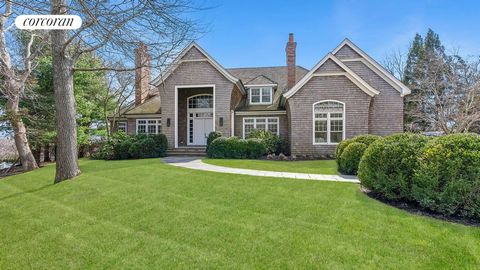 A Bridgehampton classic sited at the peak of Fair Hills Lane. Open southern exposure with brilliant sunlight and spectacular sunsets. Sweeping farmland and distant ocean views. 10,000 sf of living space across three levels. Inside, this designer home...