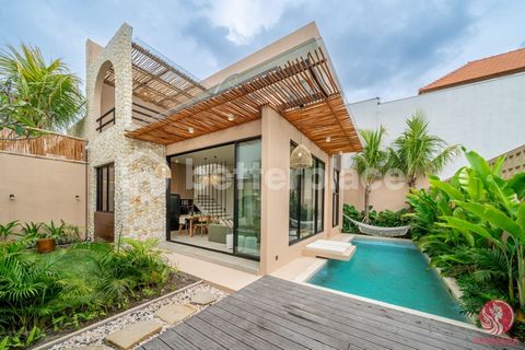 Moderne tropische villa met 2 slaapkamers in Prime Tumbak Bayuh - een serene ontsnapping aan Bali Prijs: USD 374,243 voor eigendomErvaar het moderne tropische leven met deze elegante villa met twee slaapkamers in de prestigieuze wijk Tumbak Bayuh in ...