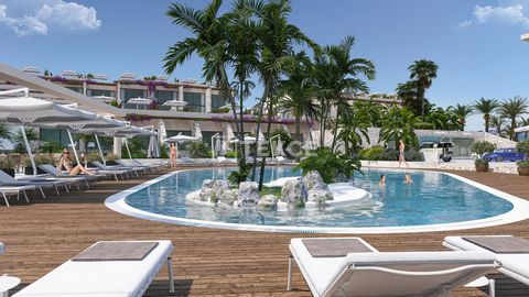 Appartementen met Berg- en Zeezicht in Girne Girne is een prestigieuze woonplaats aan de kust in Noord-Cyprus. De stad is de thuisbasis van verschillende internationale universiteiten en luxe woonprojecten. Girne trekt lokale en buitenlandse investee...