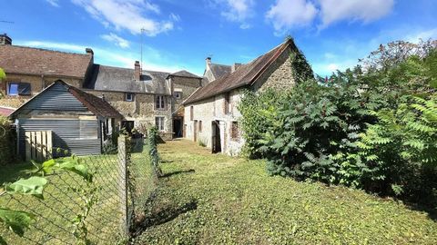 Alain MERCIER biedt u een set van 2 huizen, een leeg met 3 slaapkamers, een gehuurd met 1 slaapkamer omheind terrein 350 m² met bijgebouwen aan elk huis en hun zolder. Budget 154.500 euro, makelaarskosten voor rekening van de verkoper. Huis 1: Entree...