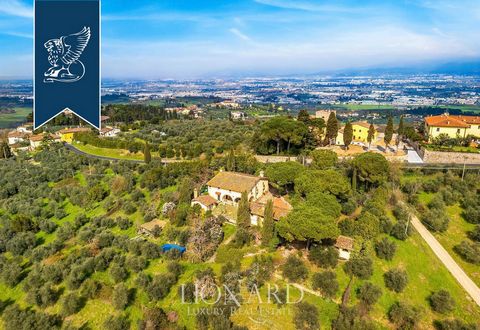 Situated in the serene hills of Scandicci, just 20 minutes from Florence, this Tuscan villa offers modern comfort and traditional charm. With 760 sqm of space, including a main villa and an annex, it features a 5,545-sqm garden with a pool, boasting ...