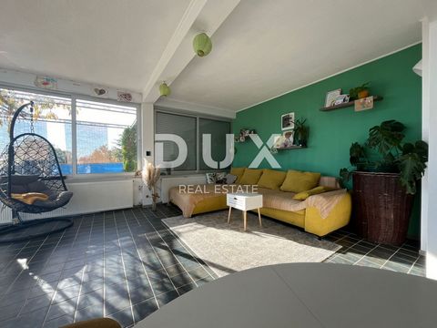 Location: Primorsko-goranska županija, Matulji, Kučeli. MATULJI, KUČELI - Apartment mit märchenhafter Aussicht und Charme Zum Verkauf steht eine charmante Wohnung, 72 m², in außergewöhnlicher und ruhiger Lage. Die Wohnung besteht aus zwei Schlafzimme...