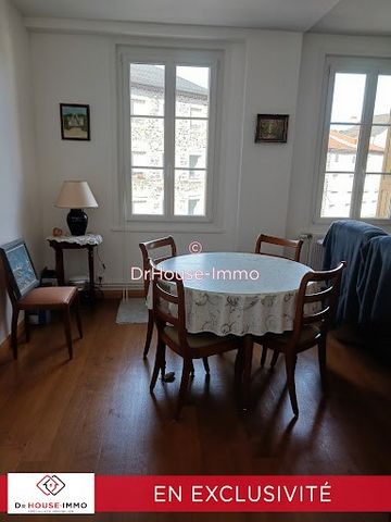 EXCLUSIVELY, YSSINGEAUX Centre, Beautiful APARTMENT of 85.30 m² Fully renovated habitable including Entrance, Living room, Separate fitted and equipped kitchen, 2 Bedrooms including one of 16.30 m², Dressing room, Bathroom, Wc, Laundry room - New PVC...