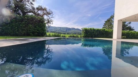 Breathtaking villa in a quiet location, grandiose panoramic windows with a view of the hilly landscape, luxurious execution with state-of-the-art technology, infinity pool with counter-current system and heating and these are by no means all the high...