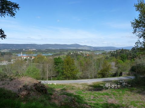 Excellent Plot of land for sale in Vila Nova de Cerveira Portugal Esales Property ID: es5553773 Property Location Rua do Calvario 27, Baixo, Loivo Vila Nova de Cerveira Portugal Property Details Here we present an excellent plot of land in one of the...