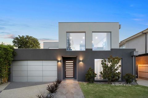 Purpose built, this four bedroom + study, four bathroom contemporary family home superbly creates outstanding entertaining spaces with low maintenance gardens. Impressive with its proportions and luxury finishes, this generous sensation features a st...