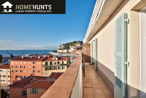 Nice Port - On the top floor of a luxury building, a stone's throw from the highly sought-after boulevard Franck Pilatte, 3 bedroom apartment with a surface area of 107.9 m2 offering a lovely sea view. The main floor consists of an entrance hall, a l...