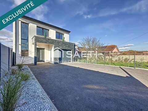 Venez découvrir cette superbe maison neuve de 2023, située à Pont-à-Mousson, dans un environnement calme et proche de toutes les commodités (écoles, commerces, gare SNCF). Avec ses 134,50m² habitables, cette maison allie confort moderne et prestation...