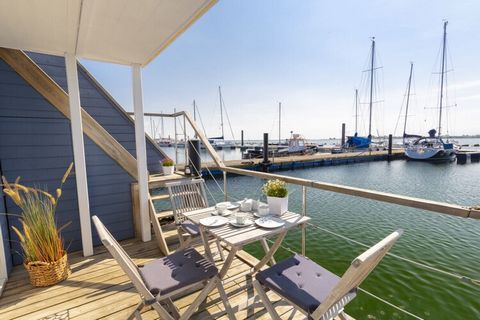 Su hogar para la época más maravillosa del año se encuentra justo en el agua, en el puerto deportivo de Burgstaaken.