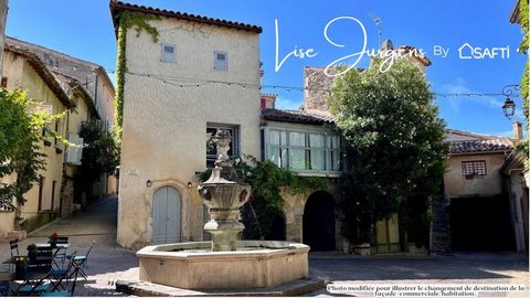 Nestled in the heart of the magnificent village of Venasque, imbued with the enchanting atmosphere of Provence and one of the most beautiful villages in France, this property enjoys a privileged location, facing a cobbled square in the center of whic...