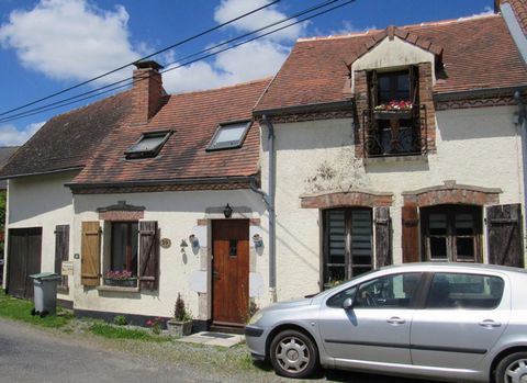 Available immediately in Magnac-Laval in Haute-Vienne: A charming immediately habitable house on two levels of approx. 92sqm comprising on the ground floor, an entrance hall, living room with wood stove, fitted kitchen, living room with wood stove an...