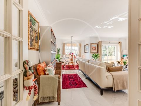 4-Zimmer-Wohnung zum Verkauf in Quinta da Beloura, Sintra Dieses geräumige Apartment mit 4 Schlafzimmern befindet sich in privilegierter Lage in der prestigeträchtigen Quinta da Beloura, Sintra. Sein funktionales Layout und seine vielfältigen Annehml...