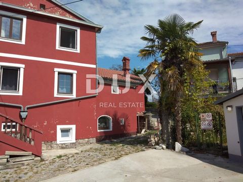 OPATIJA, MATULJI, JURDANI - huis met garage en 863 m2 tuin! MOGELIJKHEID! Huis met een vloeroppervlakte van 210 m2 + 1e verdieping + taverne van circa 84 m2 + garage van 50 m2 + tuin van 863 m2. Volledig gerenoveerd huis in 2009. Centrale verwarming ...