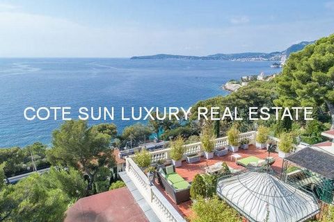 Sumptuous belle Epoque villa, completely renovated in the very residential and sought-after localion of the Pinède, close to Monaco. Beautiful 1500 sqm garden, complanted with splendid and perfectly maintained essences. Infinity pool. Stunning sea, C...