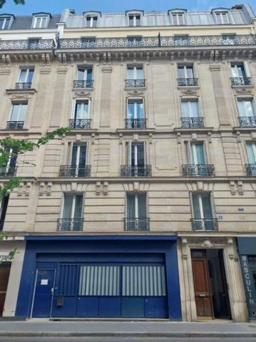 A vendre Local commercial libre – Quartier Grandes Carrières (Paris 18e)