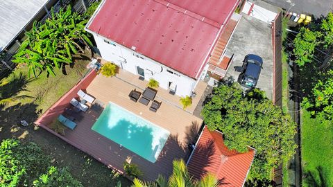 Ensemble immobilier avec piscine – Trois-Îlets