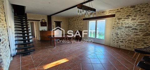 Une maison en pierre pleine de charme, rénovée avec grands volumes