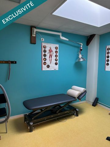 Local commercial avec bureaux de 235 m² avec grenier.