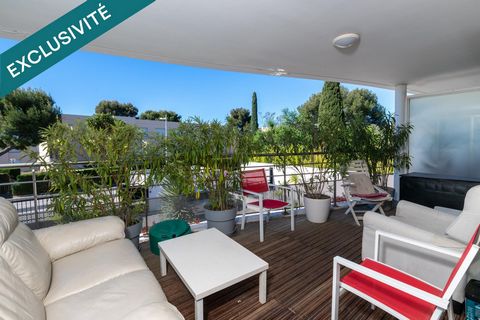 BANDOL proche centre avec terrasse et parking