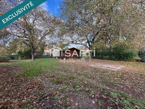 Superbe terrain, viabilisé, borné, clôturé avec puits