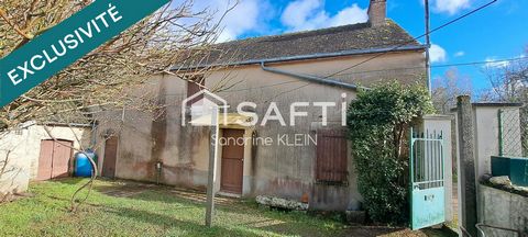 Maison en pierre à réhabiliter, 3 pièces +grenier avec terrain en bord de ruisseau