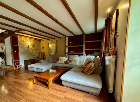 Charentaise atypique, pleine de caractère et de possibilités