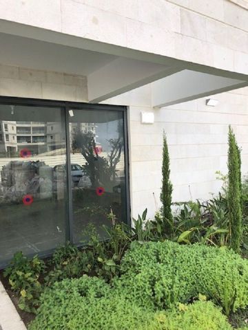 A new 5 rooms apartment to sale in North TA New apartment in a new building in the new neighborhood in the northern part of Tel Aviv, located close to the sea, schools. The apartment is a standard that allows you to enter and live without special inv...