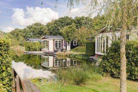The chalets at Buitenplaats Holten, a small-scale holiday park, are of high quality and in a lovely setting. All the different types are located on or very close to the pond. You have the choice of various types. The Korhoen type is available in a 4-...