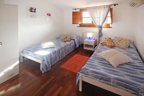 Newly renovated holiday home with garden and swimming pool, near the long sandy beaches of Lido di Camaiore on the Versilia coast. The comfortably furnished holiday home over two floors with three bedrooms is located in a residential area. In the wel...