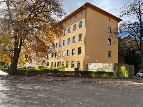 Stunning 3 Bedroom Apartment For Sale in Augsburg Germany Esales Property ID: es5554028 Property Location Haunstetter Straße 22 Augsburg Bavaria 86161 Germany Property Details Your Dream Awaits: A Pristine Apartment in the Heart of Augsburg Nestled a...