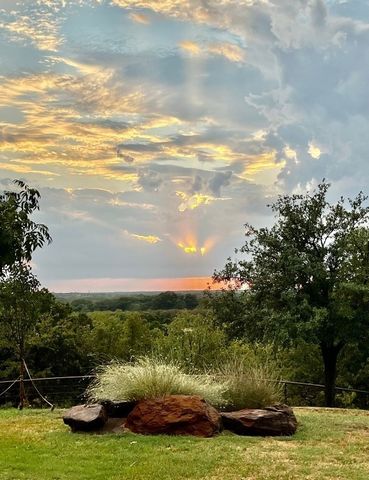 No WORDS can even describe this AMAZING 24.77 acres nestled in Denton County! ONE of a KIND! It will take your breath away once you see the panoramic views with your own eyes! RARE piece of PARADISE! Take in all the WILDLIFE! Over 100 FT elevation! R...