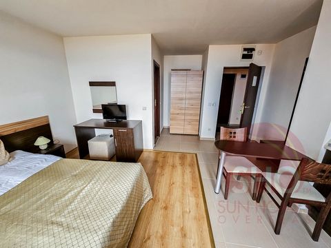 Viewing us recommended of this 5th floor studio apartment which is to be sold fully furnished. The studio consists of an entrance, fully tiled bathroom with shower cabin . Fully equipped kitchen with white goods , breakfast bar/ chairs ,lounge area w...