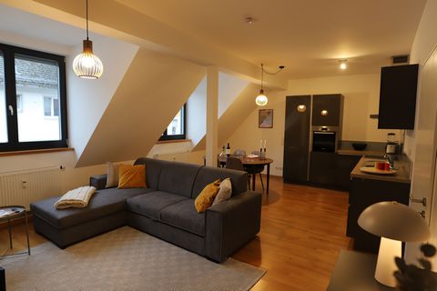 Welcome to our charming and fully furnished apartment in in Darmstadt! Let yourself be captivated by the modern design and cosy atmosphere of this apartment, making it your personal home in Darmstadt. Our apartment offers you a comfortable living env...