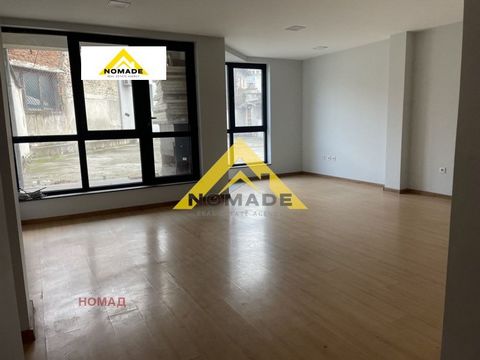Real estate agency 'Nomad' presents to you a shop for industrial goods on the key boulevard Vasil Aprilov. The property has 86sq.m. ground floor and 84sq.m. basement with toilet. Advantages: Height 3m. 6 meters large glass window overlooking the boul...