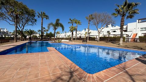 This lovely apartment is located in the Condado de Alhama Golf Resort. The property features two spacious double rooms and a bathroom, making it perfect for small families or couples looking to live comfortably. The kitchen comes fully equipped with ...
