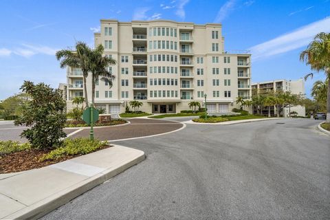 This extremely attractive condo, built recently by esteemed developer, JMC Communities, is a rare find. Located in the final building of 4 mid-rises within the Belleview Place community, this boutique building with only 24 other condos, provides a co...